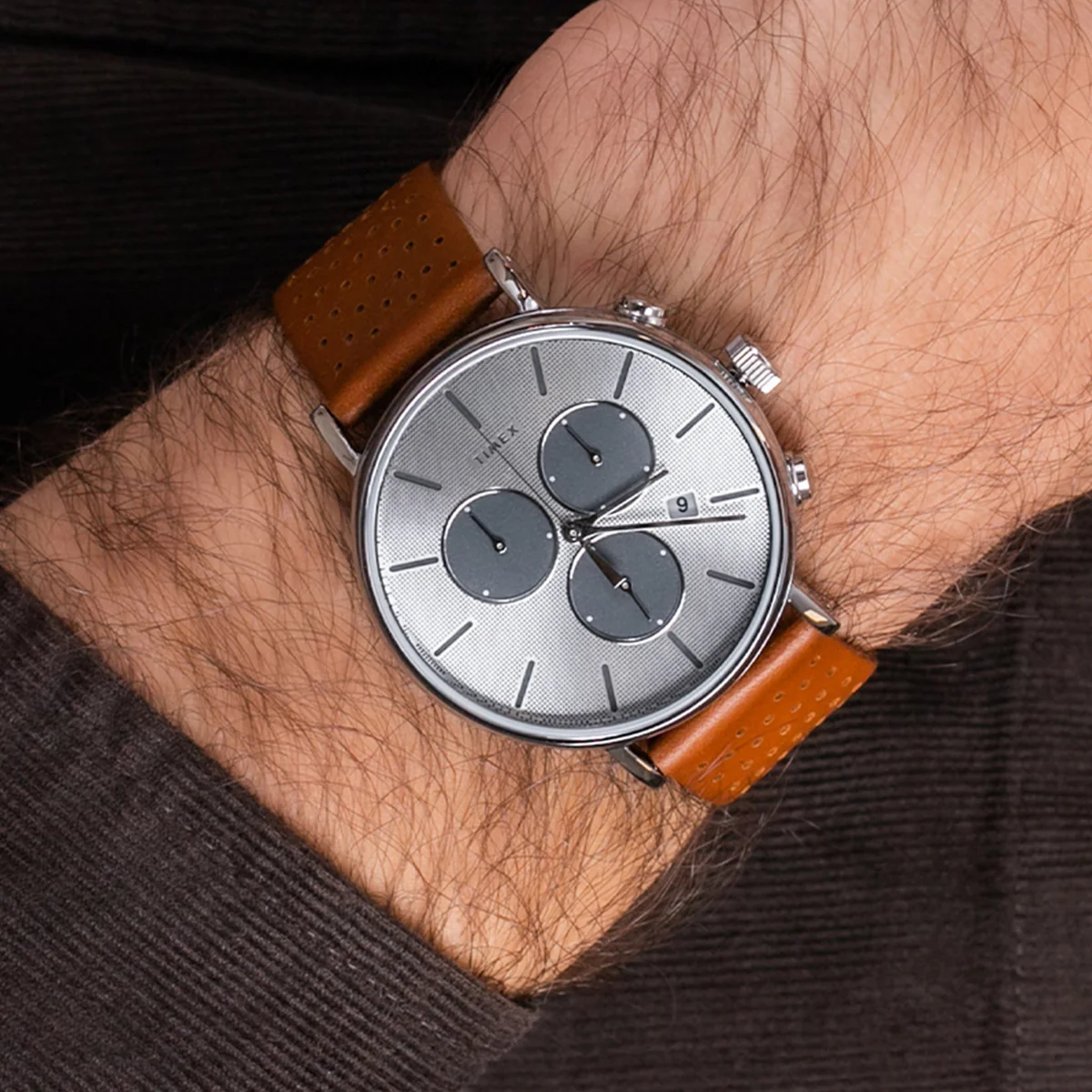 TIMEX Fairfield Supernova Chronograph Brown Leather - Image 2