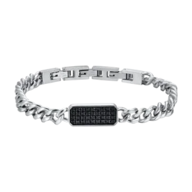 BA1582-1_43d6d4c4-386f-4e63-8842-f212e1de8898